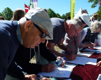 Image for article Denmark: Falun Gong Introduced at Annual “People's Meeting” (Photos)