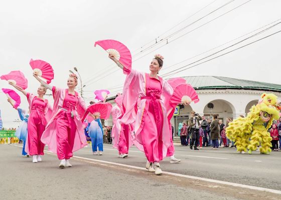 Image for article Kostroma, Russia: Falun Dafa Well-Received at City Anniversary Celebration