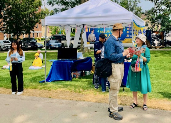 Image for article Canada: Residents Praise Falun Dafa at Celebrations in the City of London