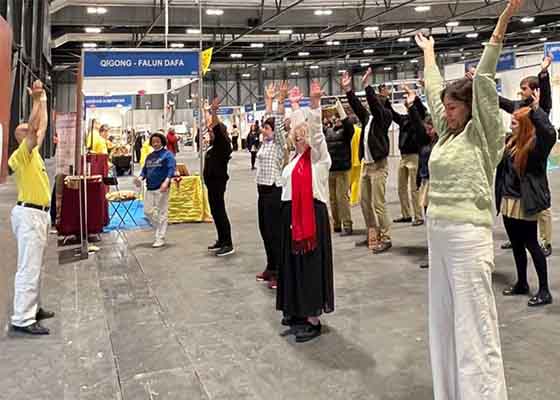 Image for article Spain: Promoting Falun Dafa at the 2023 Madrid BioCultura Health Expo