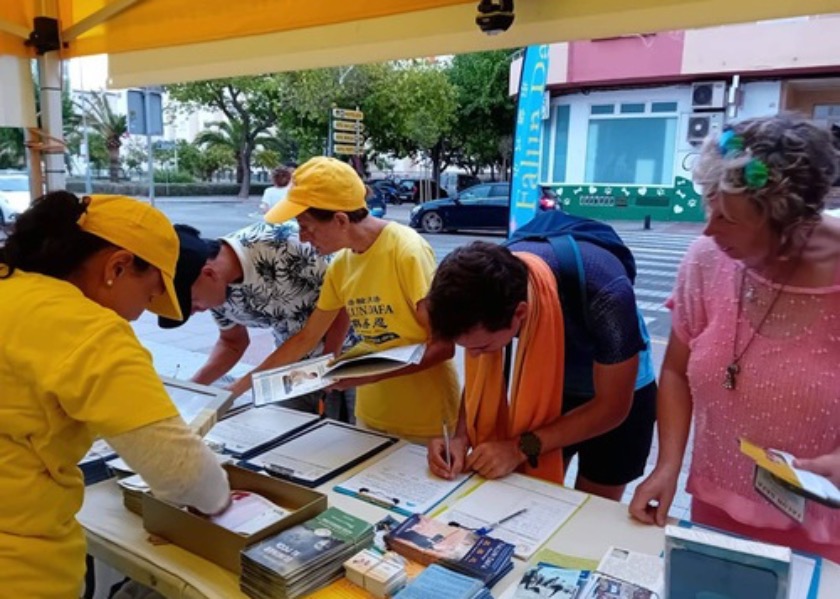 Image for article Spain: Event in Valencia Raises Awareness of the Chinese Regime’s Persecution