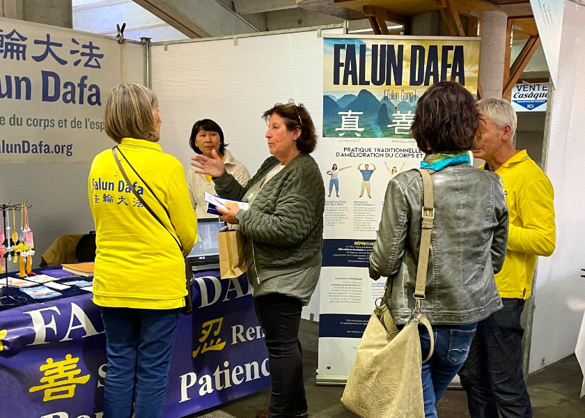 Image for article France: Falun Dafa Introduced at Expo in Pontchâteau