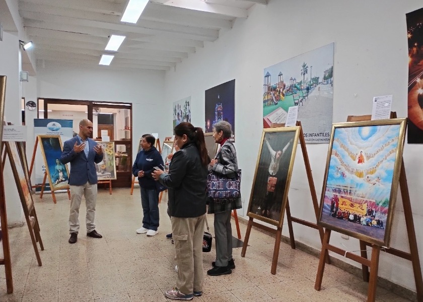 Image for article Peru: The Art of Zhen Shan Ren International Exhibition in the Magdalena District Moves Spectators