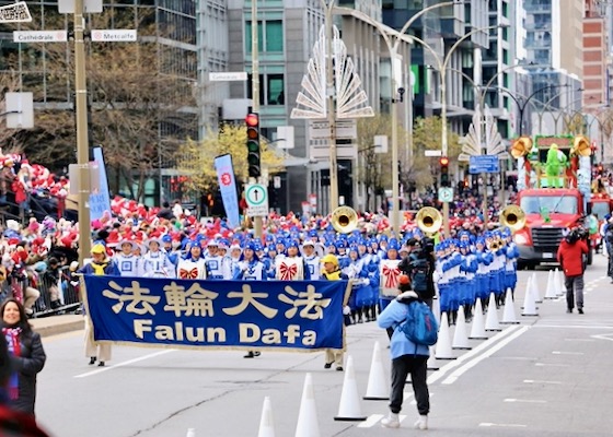 Image for article Canada: Tian Guo Marching Band Welcomed in Montreal’s Christmas Parade