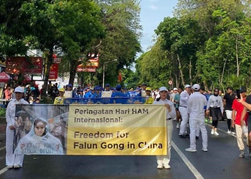 Image for article Bali, Indonesia: Public Calls to End the Persecution of Falun Gong in China on International Human Rights Day