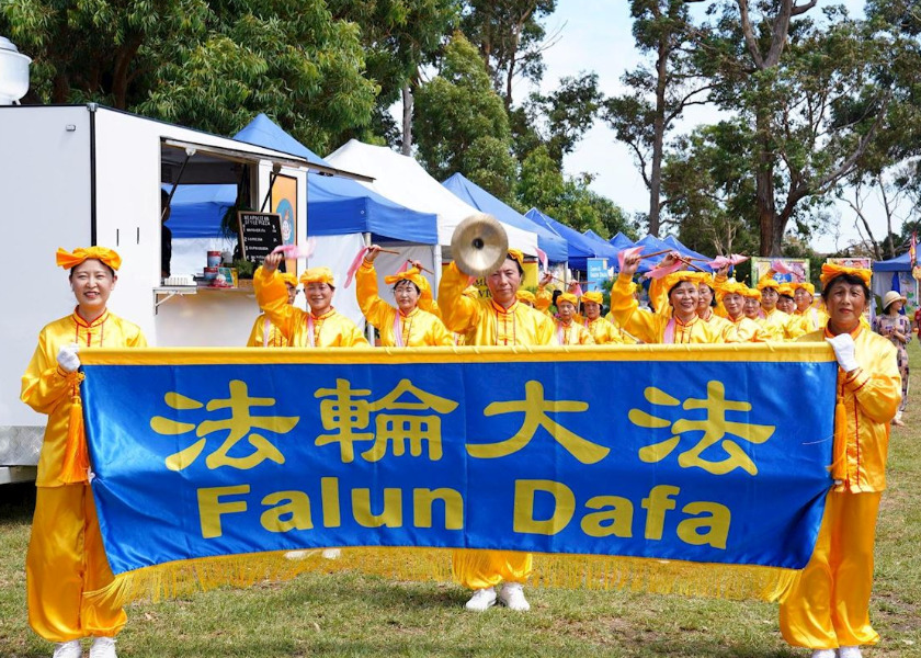 Image for article Falun Dafa Group Performs at Vietnamese Community Event in Australia