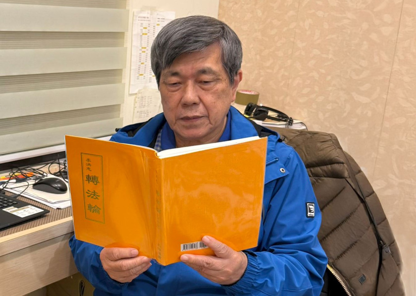 Image for article Finding His Way Home After a Lifetime of Searching