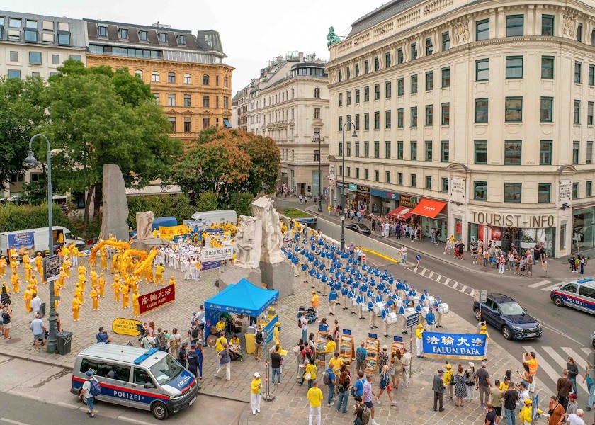 Image for article Austria: Rally and March Held in Vienna to Raise Awareness of the Persecution of Falun Dafa