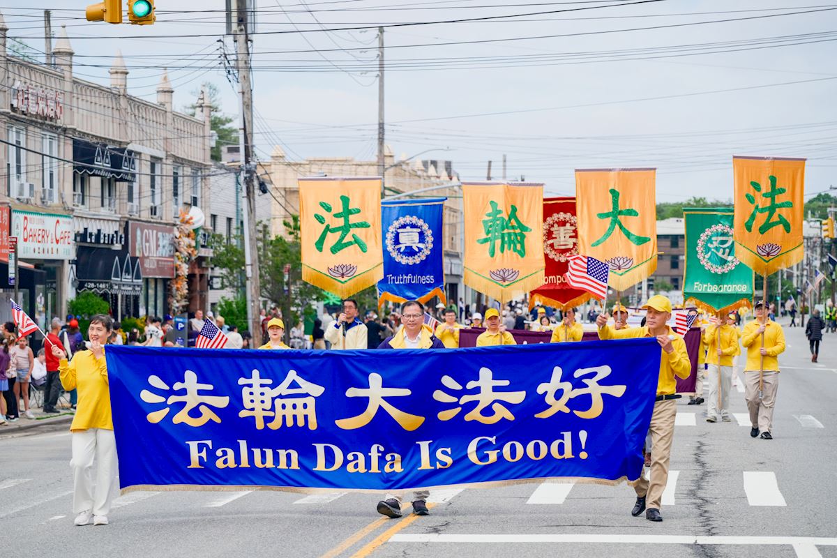 Image for article New York: Chinese Proud to See Falun Dafa Practitioners in Memorial Day Parade
