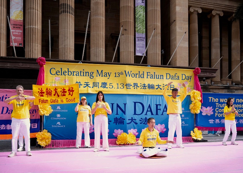 Image for article City Councilor During Falun Dafa Day Celebration in Australia: “Continue Practicing This Amazing Practice”