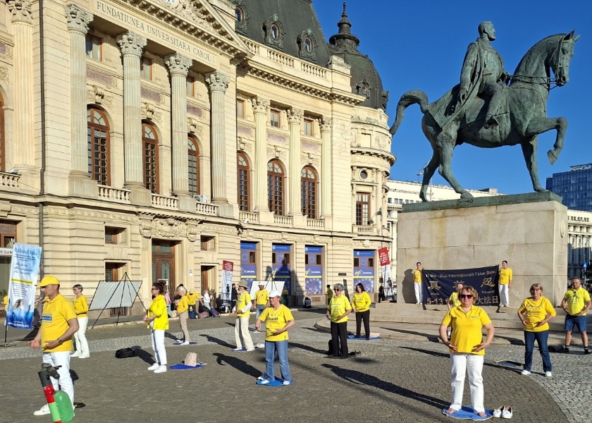 Image for article Romania: Falun Dafa Practitioners Hold Events to Introduce the Practice