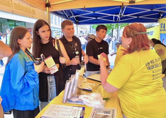 Image for article Munich, Germany: Practitioners Inform the Public About the CCP’s Persecution