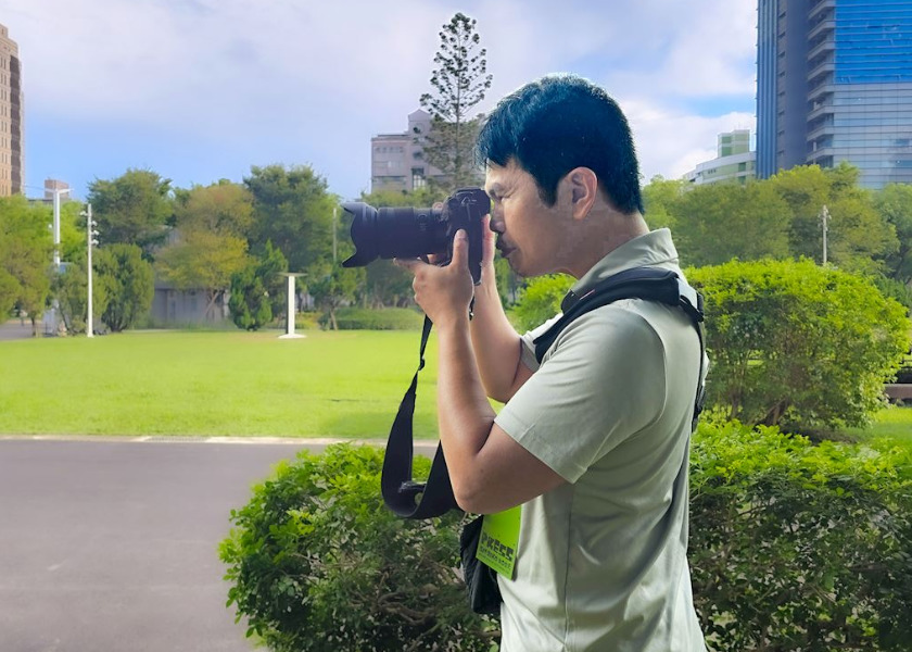 Image for article Lost and Confused Teenager Becomes a Successful Photojournalist