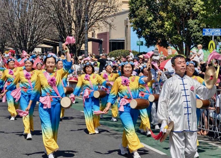 Image for article Australia: Falun Dafa Group Wins Prizes in Toowoomba Grand Central Floral Parade